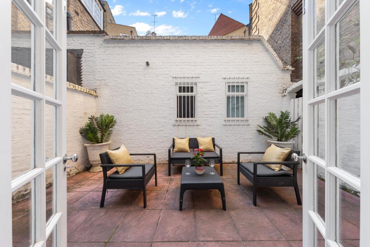 Apartment Harrods 2 Bed Lux Flat W/patio